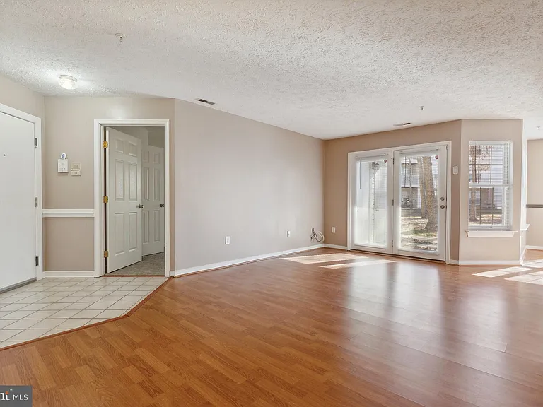 2405 Forest Edge Ct #103 — Photo 6