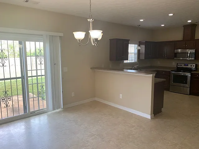 9017 Sante Fe Ct — Photo 5
