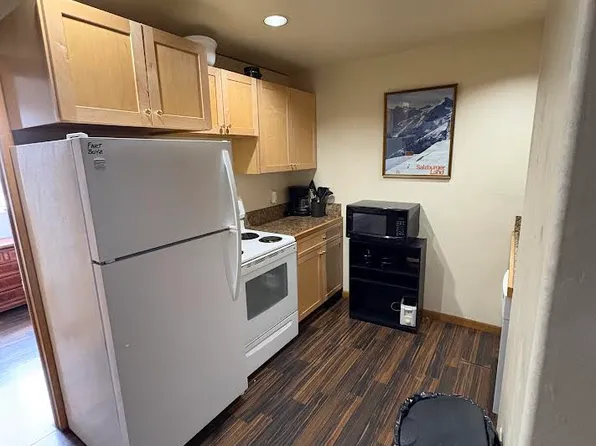 2800 Downhill Plz Unit 305, Steamboat Springs, CO 80487