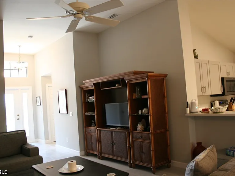 15472 Admiralty Cir #2 — Photo 9