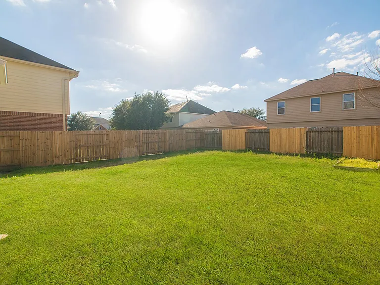 22519 Goss Spring Ct — Photo 44
