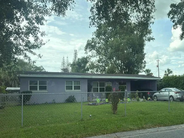 2316 Eiffel Dr, Orlando, FL 32808