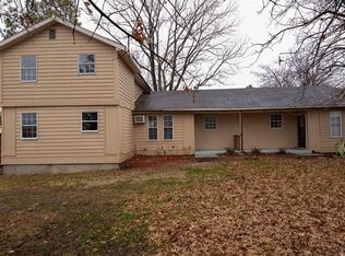 200 S 3rd St, Morris, OK 74445