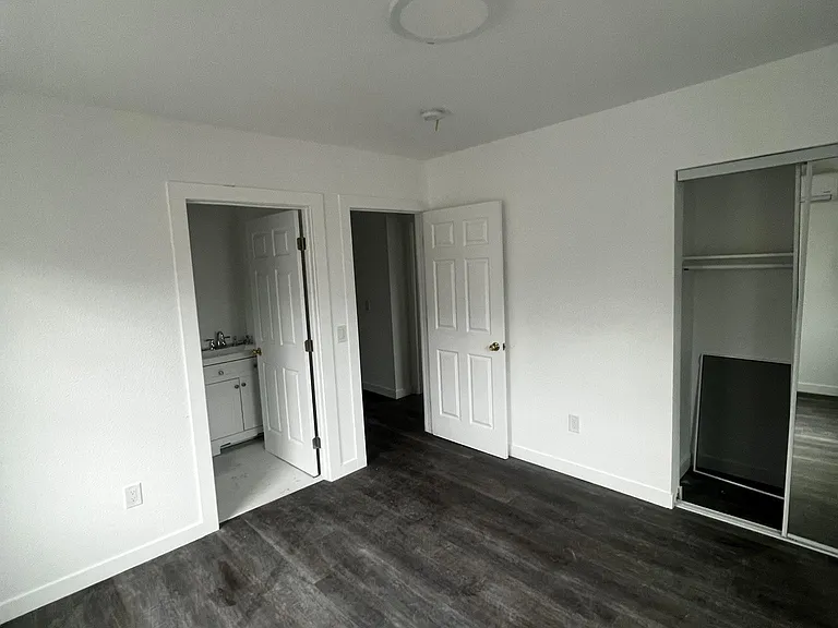 1666 W 36th St #1 — Photo 13