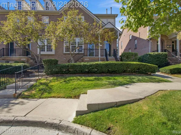 20189 Rodeo Ct, Southfield, MI 48075
