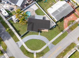 9470 Dana Rd, Cutler Bay, FL 33157