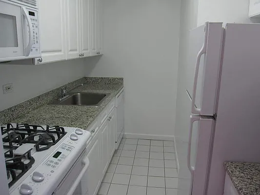 Rented by Realty Group International | media 23