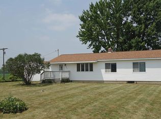 5700 E Peet Rd, Chesaning, MI 48616