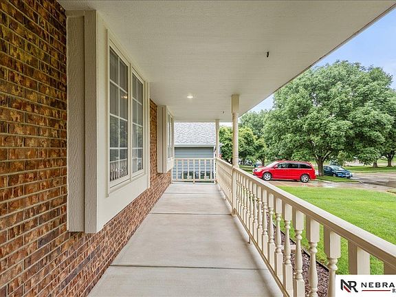4th image of 7635 Red Oak Rd