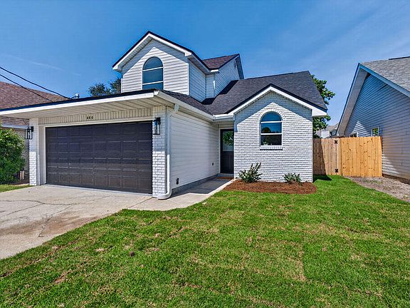 2nd image of 468 Sandy Ridge Cir