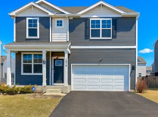 1619 Emma Ln, Pingree Grove, IL 60140