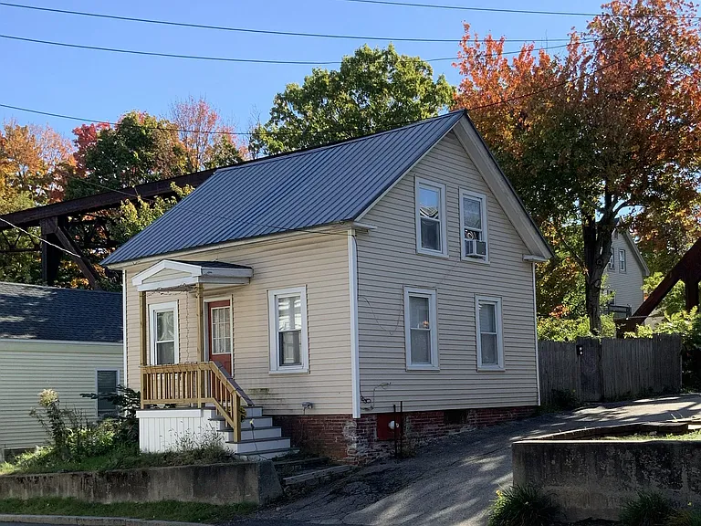 27 Pierce St — Photo 1