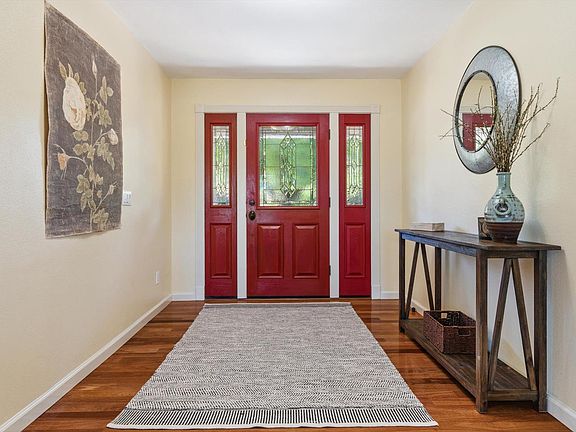 5th image of 247 Greenwood Terrace