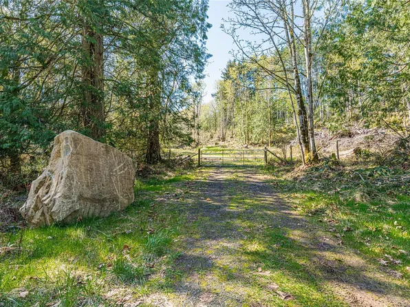 547 Beddis Rd, Saltspring Island, BC V8K 2H9