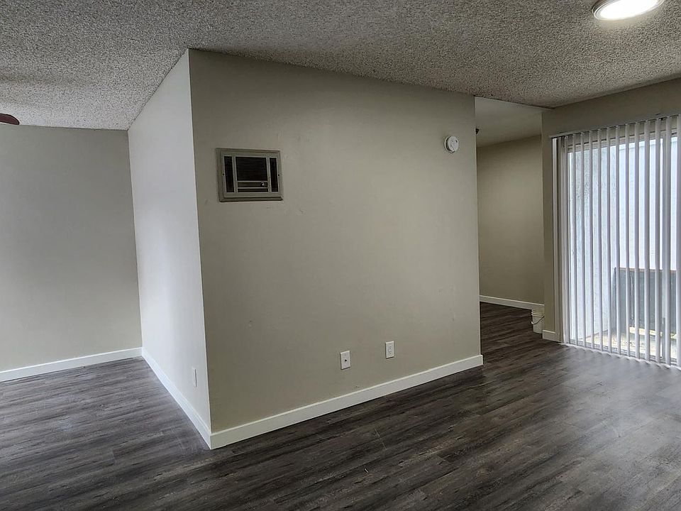 1st image of 4914 67th St APT 16