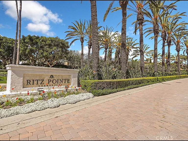 30 Corniche Dr #D — Photo 21