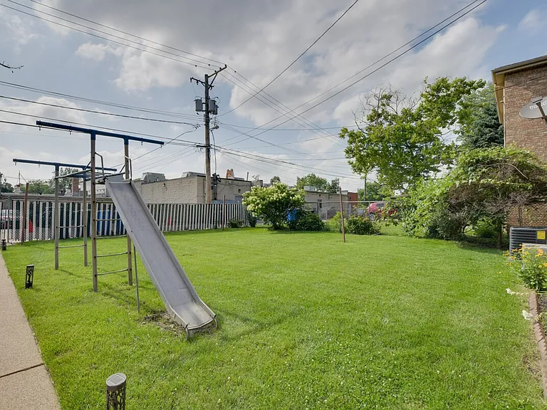 10508 S Claremont Ave #ID1305927P — Photo 19
