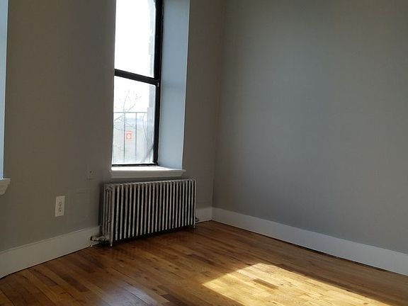 3rd image of 1625 Eastern Pkwy APT 3B