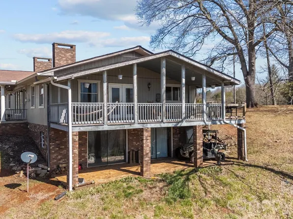 774 Belleview Rd, Franklin, NC 28734