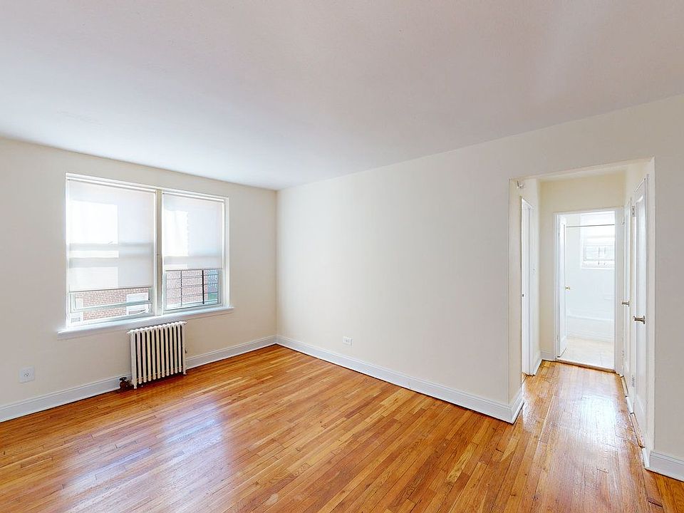 2nd image of 2044 21st Dr APT 5B