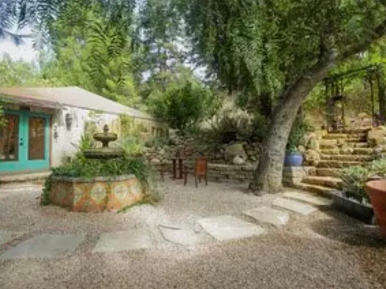 2376 Old Topanga Canyon Rd — Photo 40
