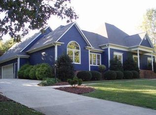 810 Kemp Rd, Mooresville, NC 28117