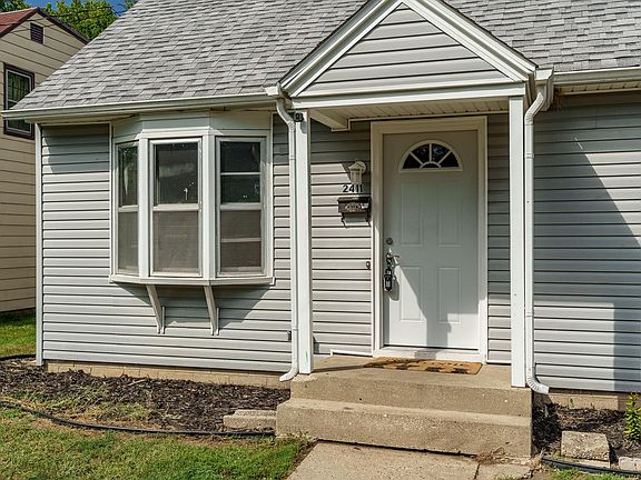 2nd image of 2411 Knight Ave