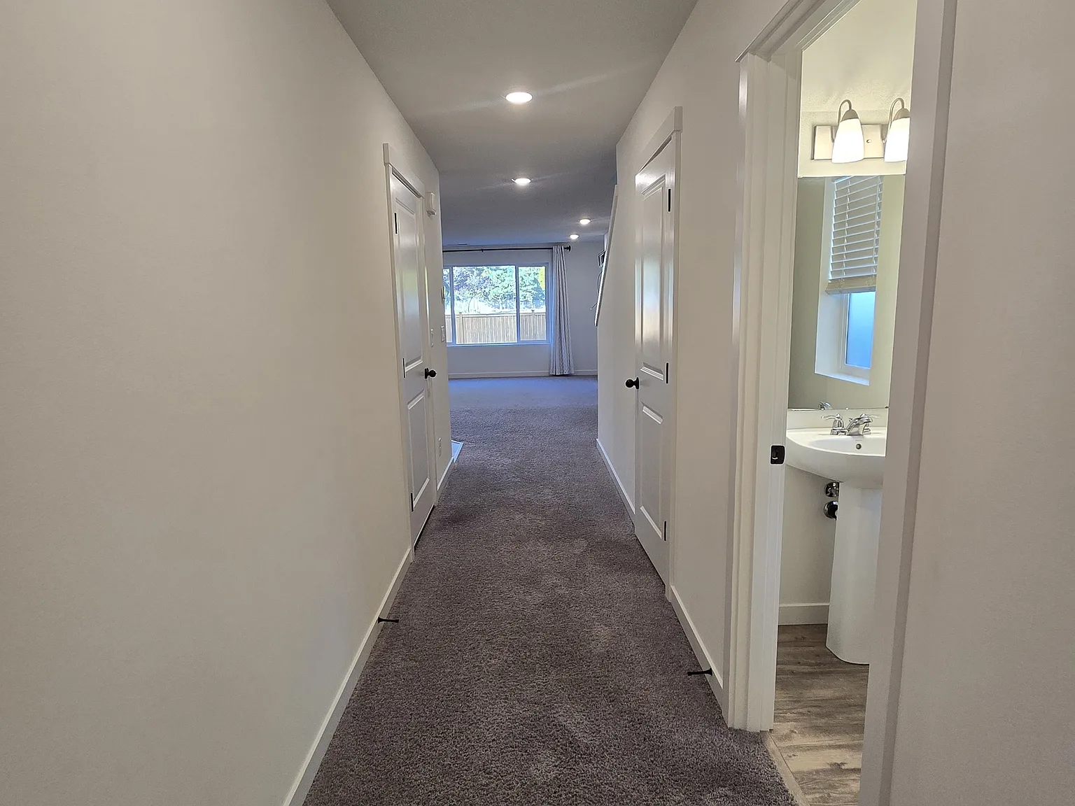 903 Vine Maple Drive Southeast - 1 — Photo 3
