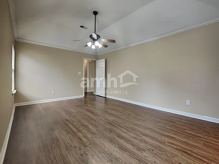 1146 Red Fern Cir E — Photo 11