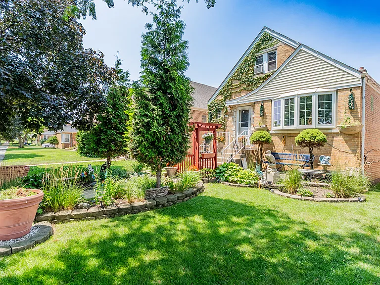 3536 S 61st Ct — Photo 4