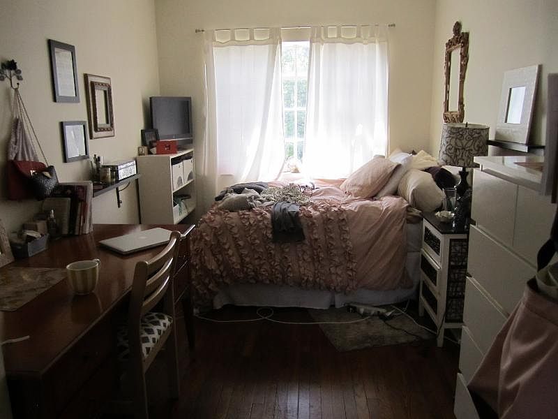 1st image of 106 Longwood Ave #Ub5