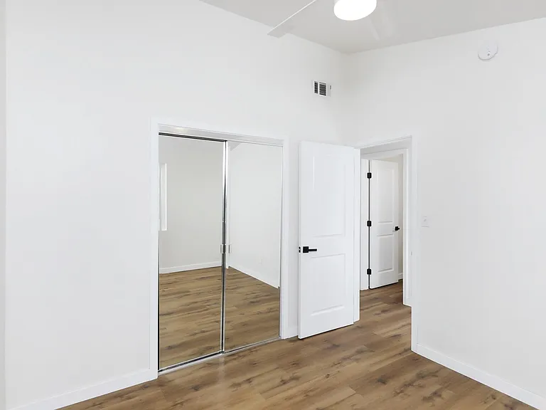 5311 Hewlett Dr — Photo 18