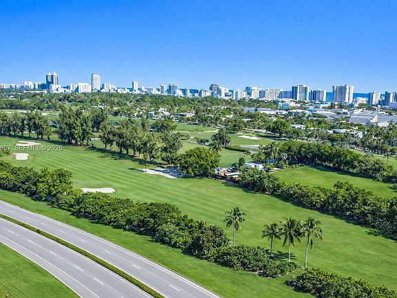 4th image of 2050 Alton Rd