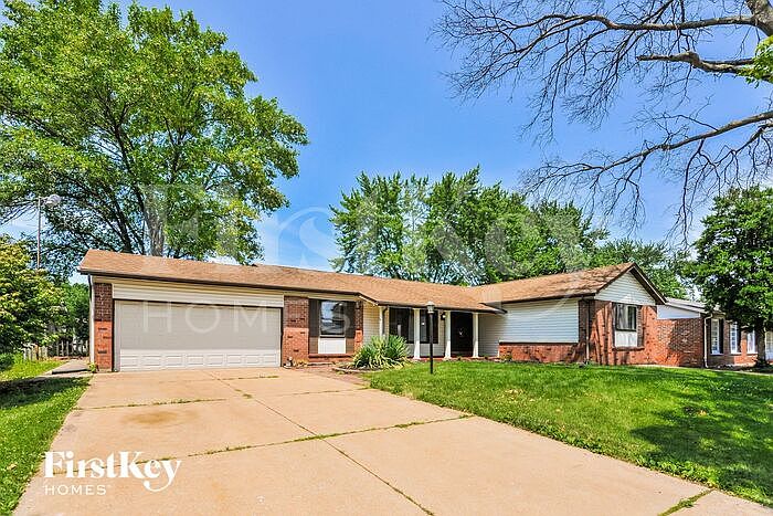 1st image of 2865 Sussex Dr