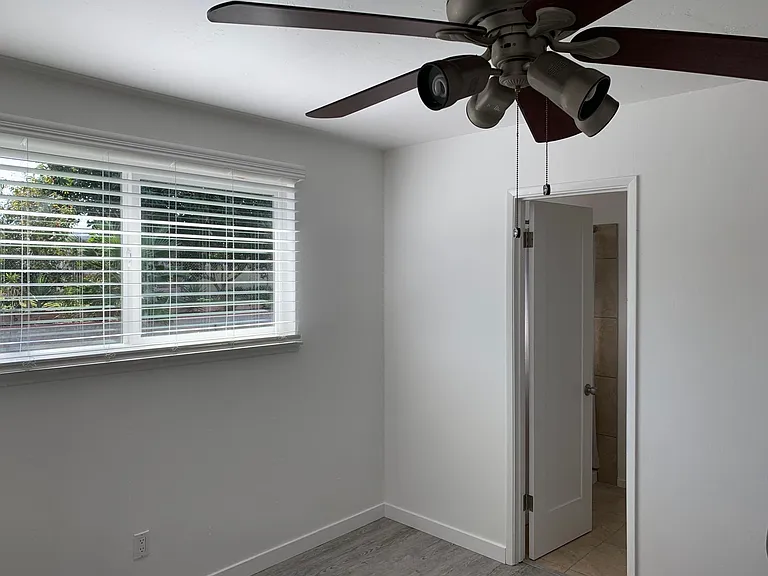 7423 Salizar St — Photo 10