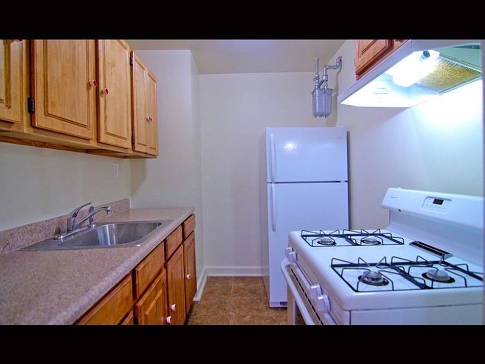 1st image of 2305 Grand Ave APT A