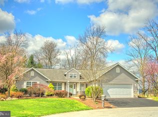 187 N Christiana Ave, Gap, PA 17527