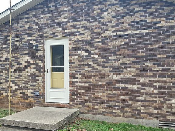 Driveway entrance to kitchen