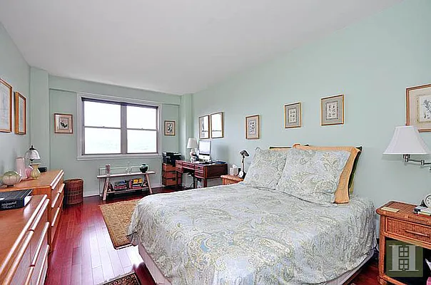 Sold by Halstead Real Estate | media 32