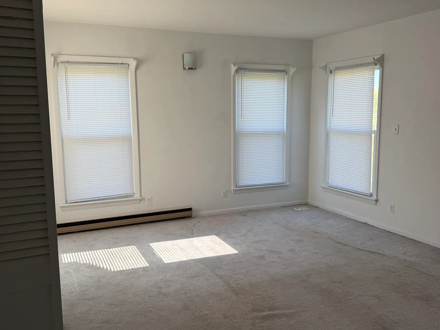 2 bed, 2.5 bath, 2000 sqft, $2,000 — Photo 4
