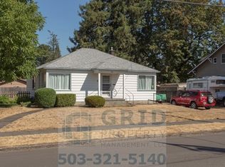 330 E Arlington St, Gladstone, OR