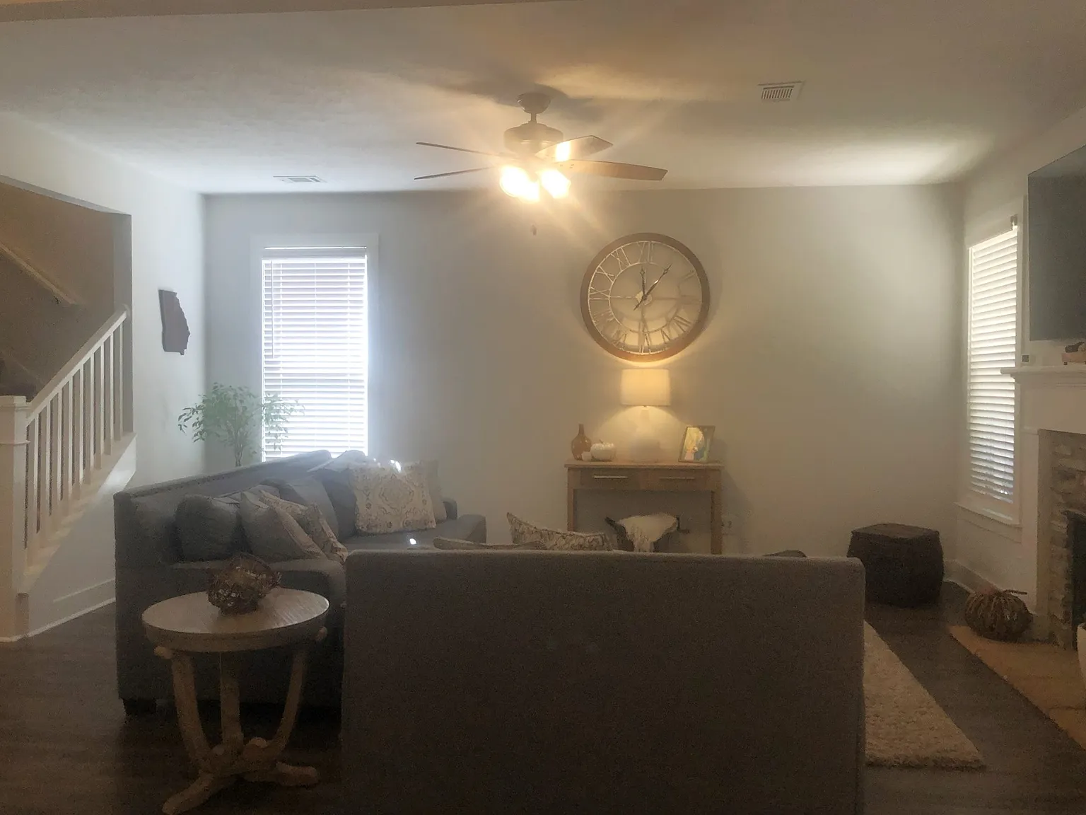 p236 7087 Hanford Drive - 1 — Photo 4