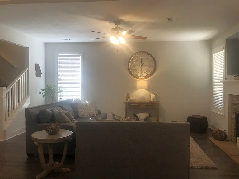 7087 Hanford Dr — Photo 4