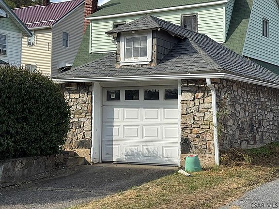 3rd image of 130 Marbury Ave