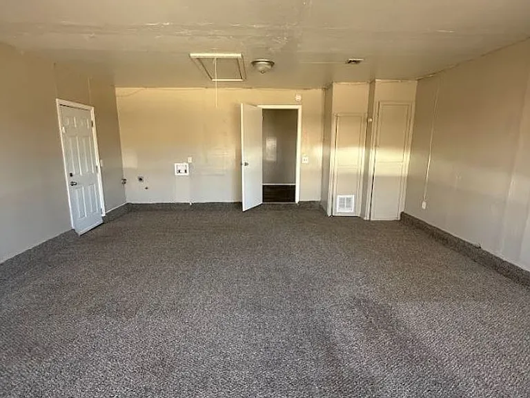 3024 Hillside Dr — Photo 11