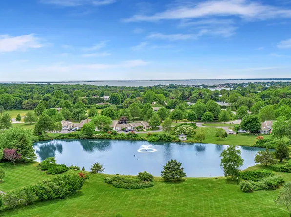 144 Saint Andrews Cir, Southampton, NY 11968