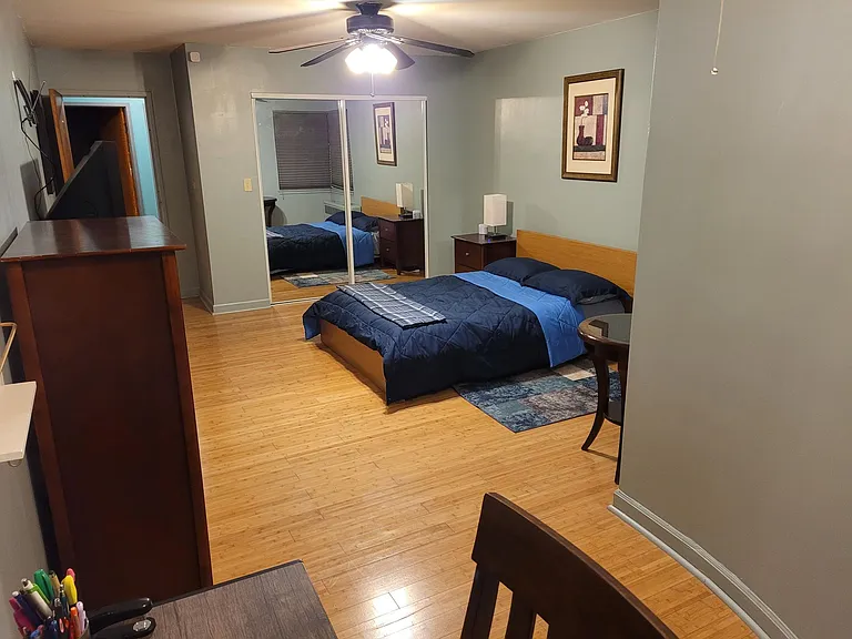 3044 W Addison St #2 — Photo 11