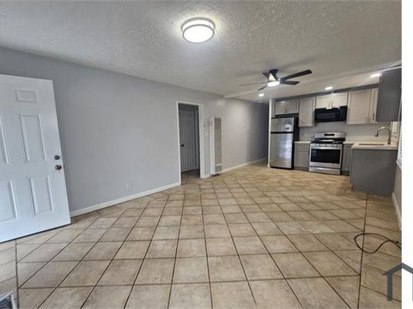 1000 101st Ave