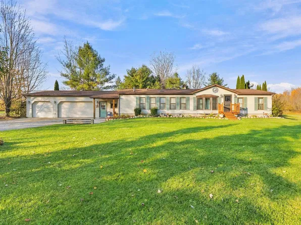 760 Palms Rd, Goodells, MI 48027