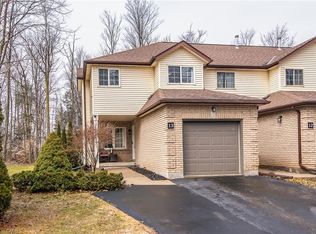 20 Forrest Ave W #13, Wilmot, ON
